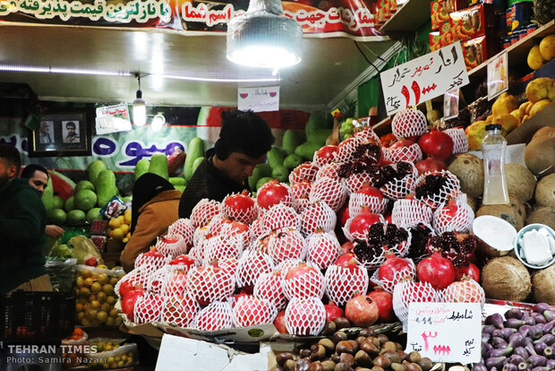 Iranians shop, this time, in honor of the longest night