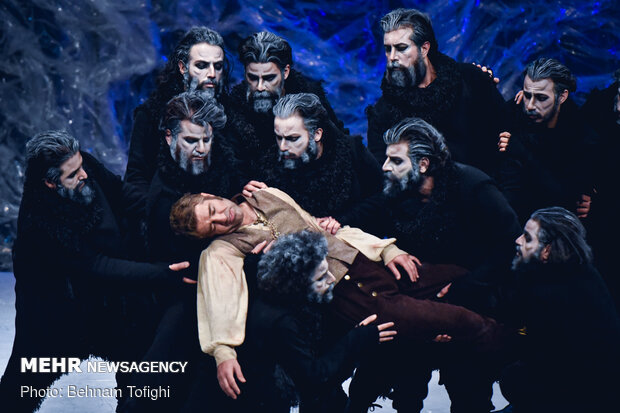 'Frankenstein' on stage in Tehran