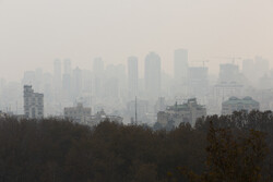 هوای پایتخت همچنان ناسالم برای گروه های حساس/شاخص آلودگی به ۱۳۱ رسید