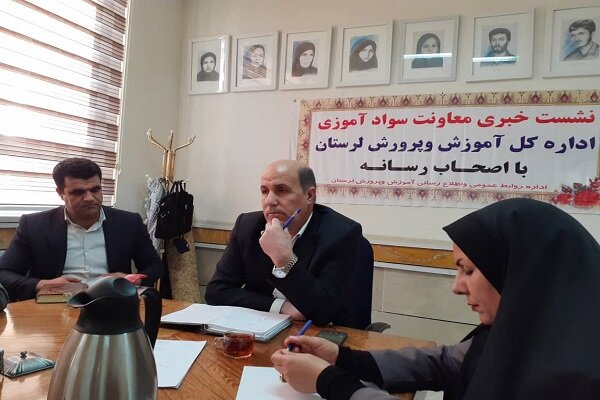 ۱۰۰۰ معلم نهضتی لرستان در مدارس تهران جذب شدند