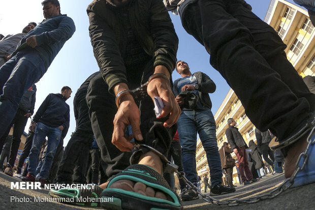 دستگیری ۴۲۴ نفر از اوباش و عاملین اغتشاش در تهران