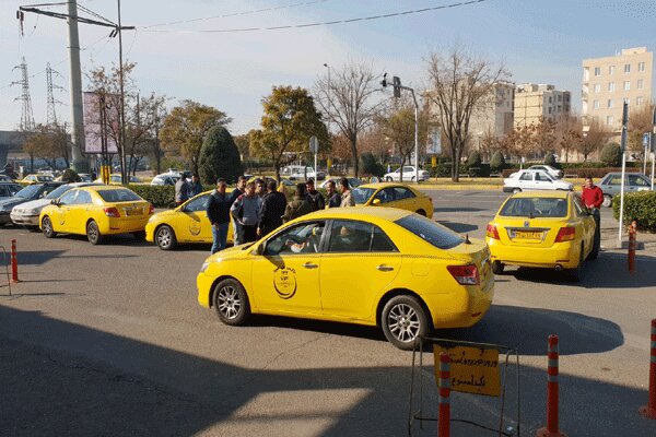 رانندگان تاکسی قزوین از کافی نبودن سهمیه سوخت گلایه دارند