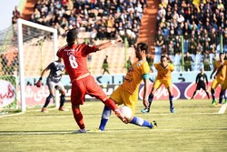 Persepolis reaches Hazfi Cup semifinals