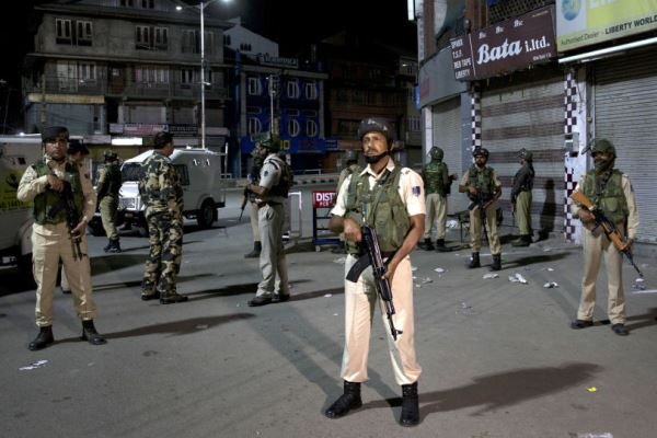 هند دستور خروج هزاران نیروی نظامی از کشمیر را صادرکرد