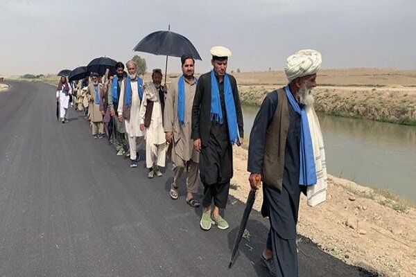 ربوده شدن ۲۵ عضو کاروان صلح هلمند از سوی طالبان