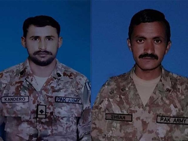 لائن آف کنٹرول پر بھارتی اور پاکستانی فوج کی فائرنگ سے 2 پاکستانی اور 3 بھارتی فوجی ہلاک لائن آف کنٹرول پر بھارتی اور پاکستانی فوج کی فائرنگ سے 2 پاکستانی اور 3 بھارتی فوجی ہلاک