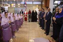 Education minister congratulates new year to Christian students