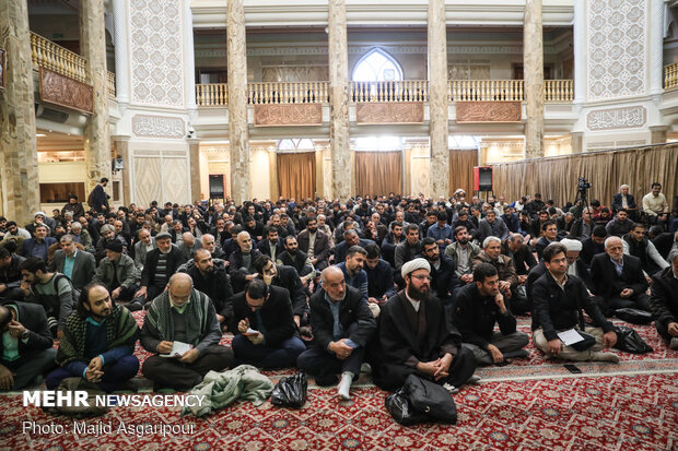 مراسم بزرگداشت حماسه «۹ دی» در مسجد امام صادق(ع) 