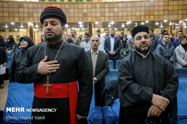 جشن ولادت حضرت عیسی (ع) در دانشگاه آزاد تهران جنوب