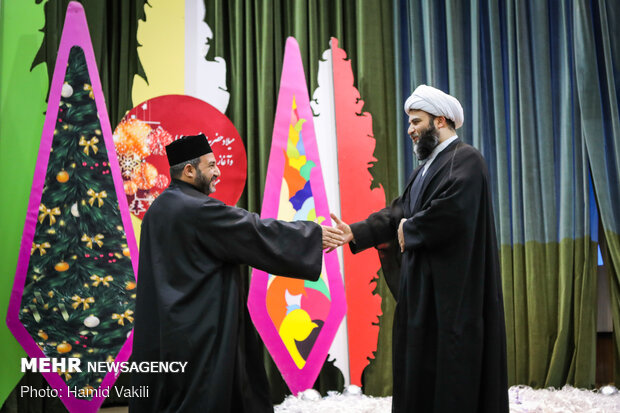 جشن ولادت حضرت عیسی (ع) در دانشگاه آزاد تهران جنوب