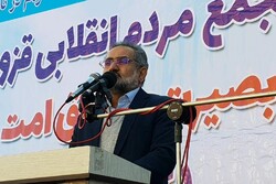 بینش سیاسی و مشارکت مردم رمز تداوم انقلاب اسلامی است