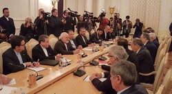 Zarif ile Lavrov görüşmesi başladı