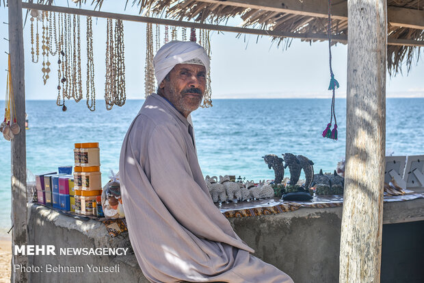 Qeshm Island warmly welcomes tourists who scape winter’s cold