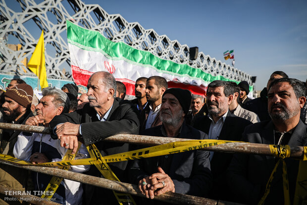 Dey 9 epic marked in Tehran’s Imam Hussein Square