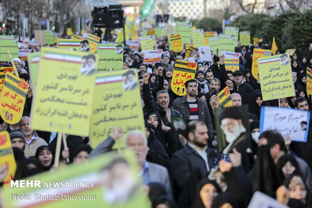تہران میں 9 دی کی مناسبت سے عوامی اجتماع