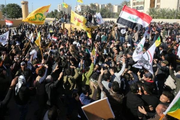 تظاهرات در مقابل سفارت آمریکا در بغداد