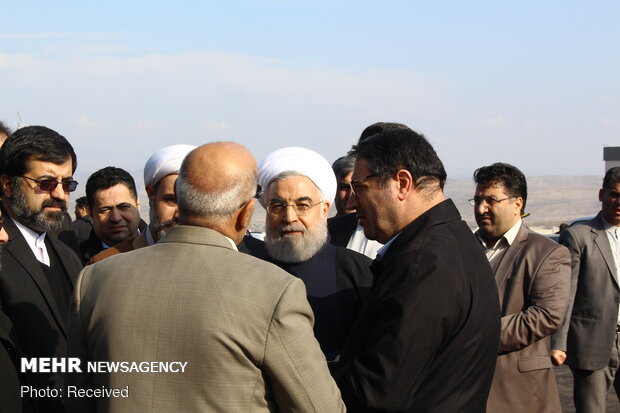 Rouhani inaugurates truck manufacturing plant in Meshginshahr 