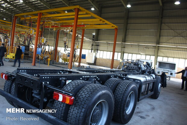 Rouhani inaugurates truck manufacturing plant in Meshginshahr 