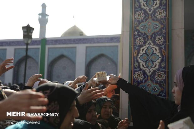 توزیع کیک در سوریه
