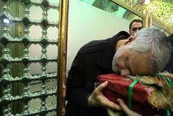 سردار سلیمانی زندگی خود را عاشقانه تقدیم اسلام و مردم ایران کرد