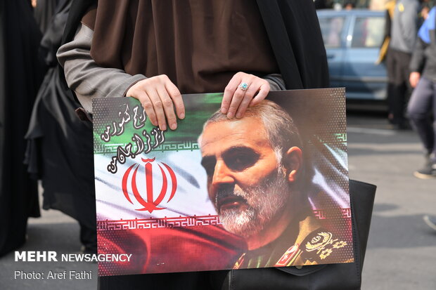 راهپیمایی مردم کرج در پی شهادت سردار سپهبد حاج قاسم سلیمانی