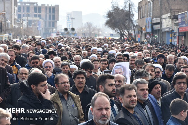 راهپیمایی مردم اراک در پی شهادت سردار سپهبد حاج قاسم سلیمانی