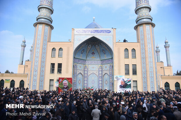 راهپیمایی مردم ارومیه در پی شهادت سردار سپهبد حاج قاسم سلیمانی