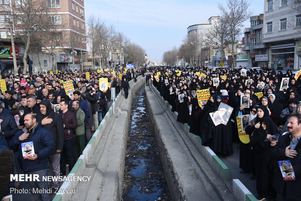 راهپیمایی مردم ارومیه در پی شهادت سردار سپهبد حاج قاسم سلیمانی