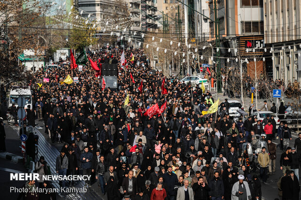 راهپیمایی مردم تهران در پی شهادت سردار سپهبد حاج قاسم سلیمانی