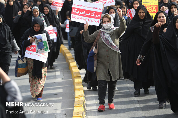 راهپیمایی مردم شیراز در محکومیت ترور شهید حاج قاسم سلیمانی