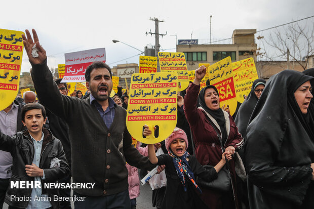 راهپیمایی مردم شیراز در محکومیت ترور شهید حاج قاسم سلیمانی