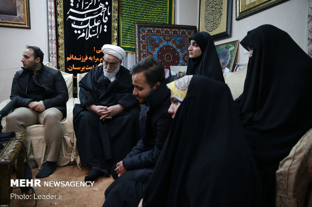 Leader's visit to family of martyred Gen. Soleimani
