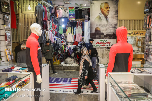 Tehran Bazaar commemorates Lt. Gen. Soleimani 