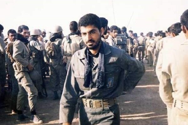 اللواء قاسم سليماني خلال الحرب المفروضة على ايران