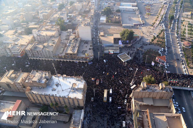 تشييع مهيب لجثامين الشهيدين "سليماني" و"المهندس" في خوزستان