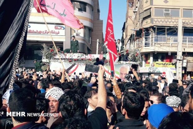 خوزستان پیکر پاک حاج قاسم سلیمانی را در آغوش کشید