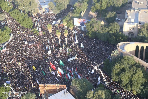 Funeral procession for martyrs Soleimani, al-Muhandis in Ahvaz