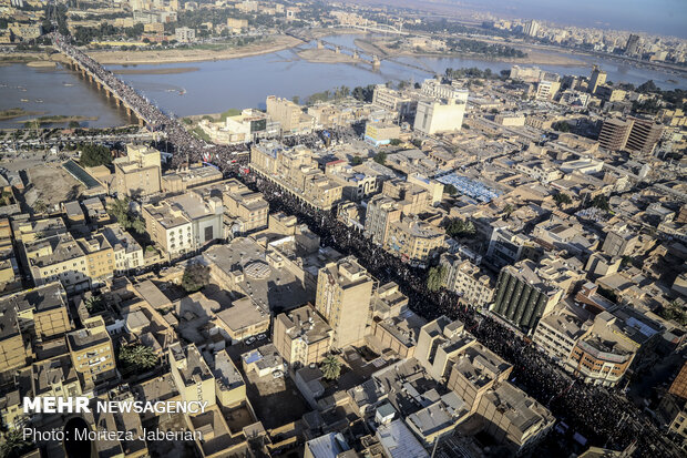 تصاویر هوایی از تشییع شهید سپهبد سلیمانی در اهواز