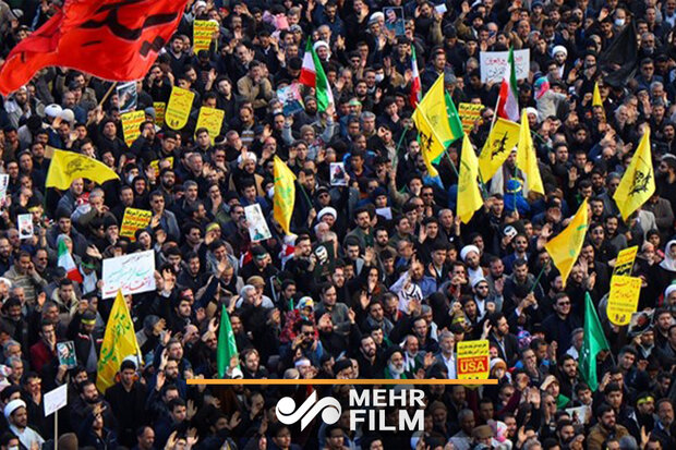 VIDEO: Mourners pay tribute to Gen. Soleimani in Mashhad