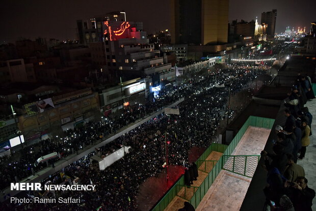 تشییع پیکر شهید سپهبد قاسم سلیمانی در مشهد مقدس