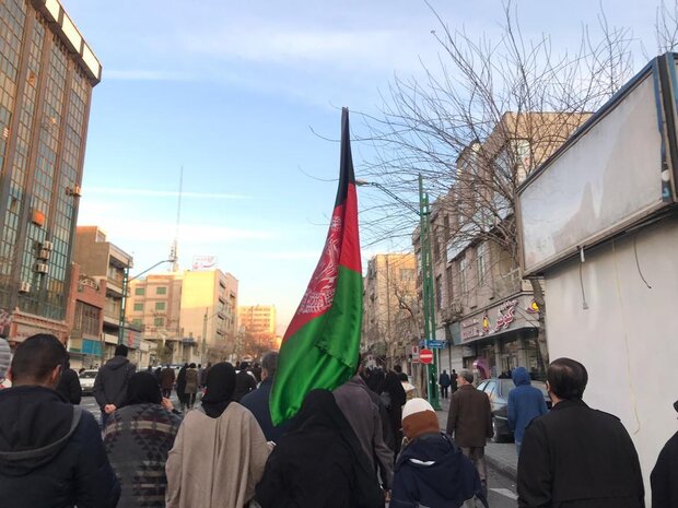 مهاجران افغانستانی در مراسم تشییع شهید سلیمانی حضور یافتند