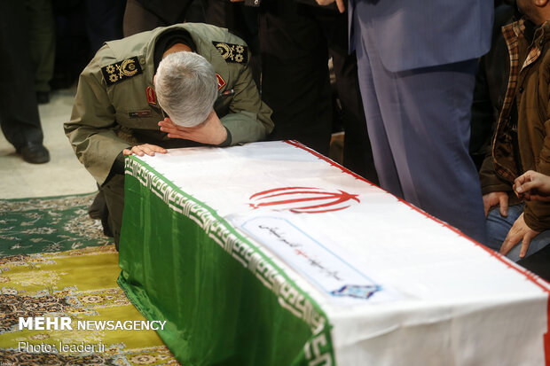 Leader performs ritual prayers for Lt. Gen. Qasem Soleimani