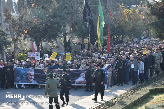 راهپیمایی مردم آستارا در پی شهادت سردار سپهبد حاج قاسم سلیمانی