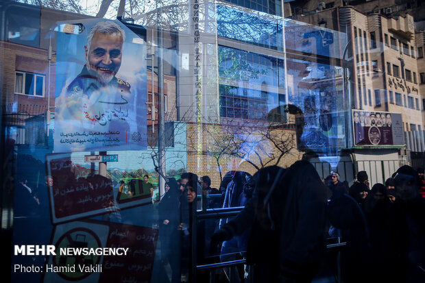 Packed crowds attend funeral procession of Lt. Gen. Soleimani in Tehran
