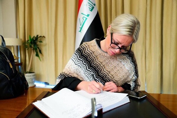 بەشداریی نوێنەری ڕێکخراوی نەتەوە یەکگرتووەکان لە پرسەی شەهیدانی فەرماندە