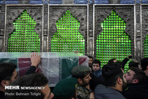 Two bodies of martyrs of resistance in Imam Khomeini (RA) Mausoleum