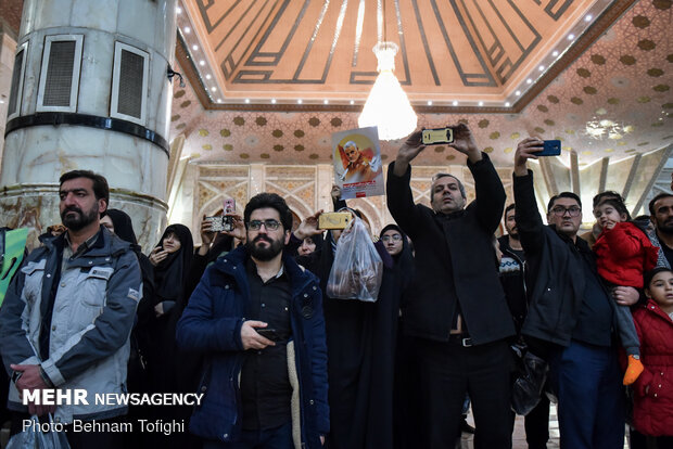 Two bodies of martyrs of resistance in Imam Khomeini (RA) Mausoleum