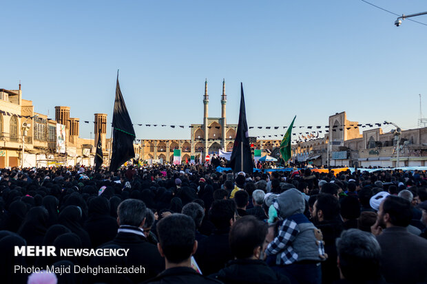 People commemorate Gen. Soleimani in Yazd