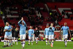 Manchester adını finale yazdırdı