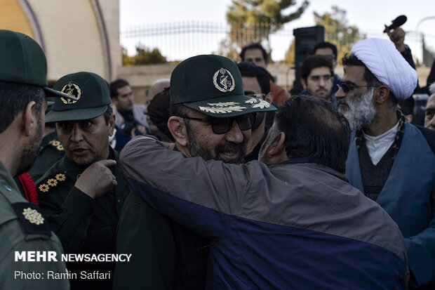 People in Mashhad announce support IRGC' airstrikes